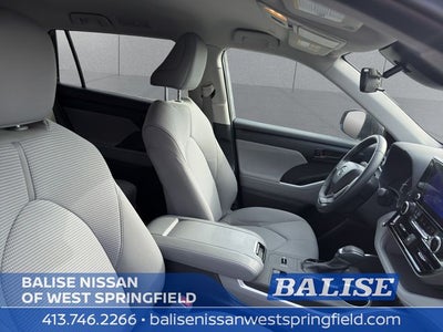 2024 Toyota Highlander LE