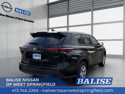 2024 Toyota Highlander LE