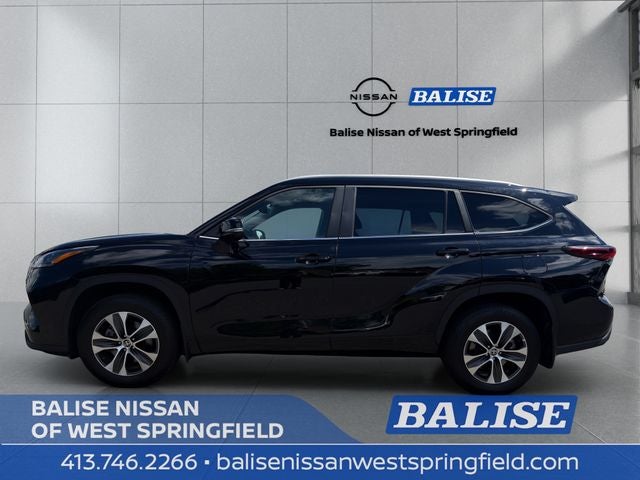 2025 Toyota Highlander XLE