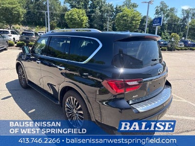 2023 INFINITI QX80 Premium Select