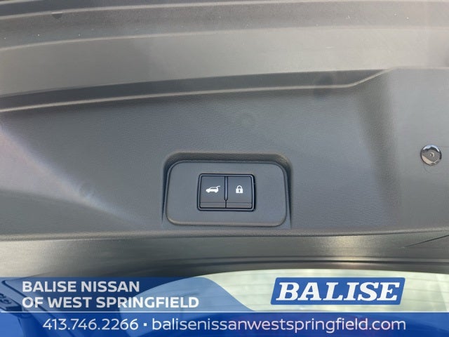 2025 Nissan Rogue SL