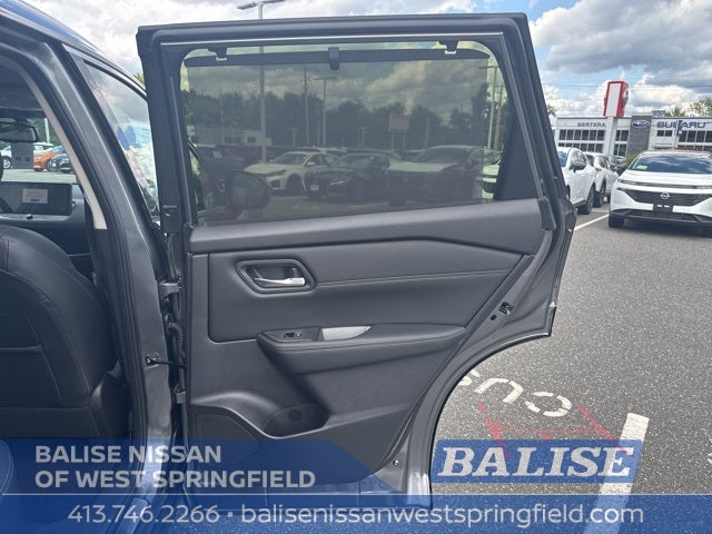 2025 Nissan Rogue SL