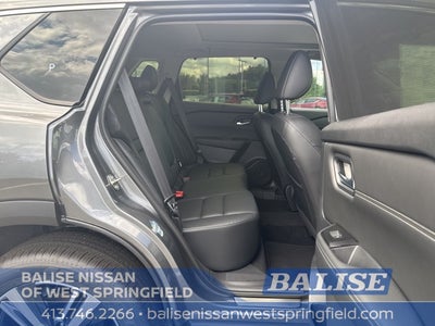 2025 Nissan Rogue SL