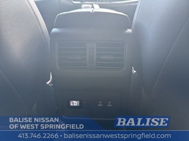 2025 Nissan Rogue SL