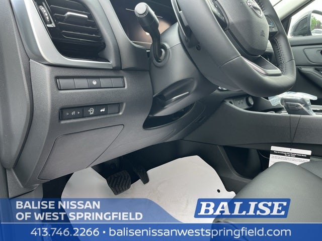 2025 Nissan Rogue SL