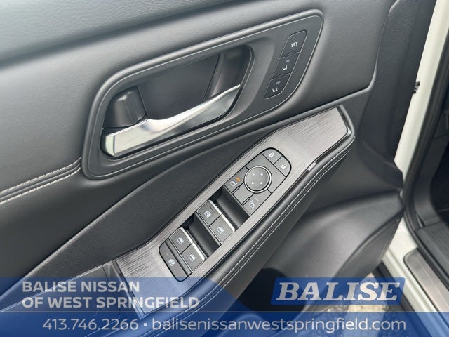 2025 Nissan Rogue SL