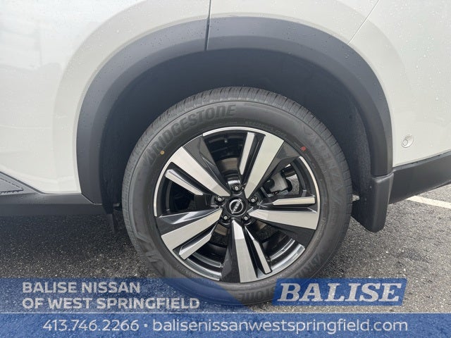 2025 Nissan Rogue SL