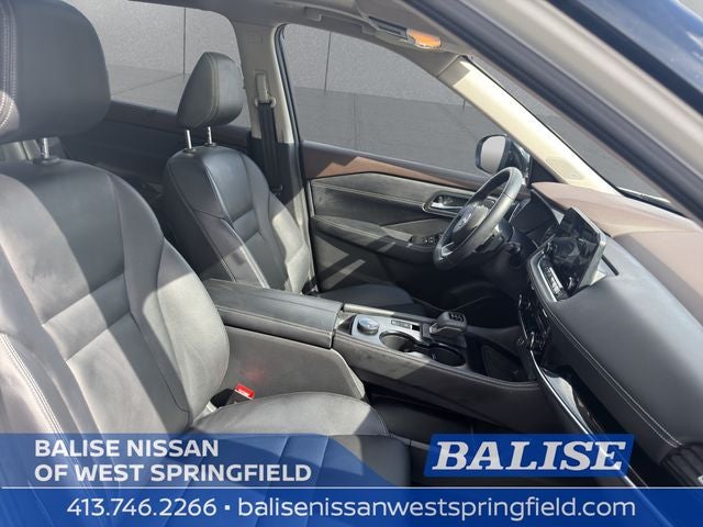 2023 Nissan Rogue SL Premium 2 Tone