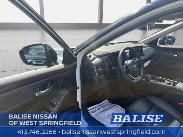 2023 Nissan Rogue SL Premium 2 Tone