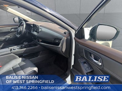 2023 Nissan Rogue SL Premium 2 Tone