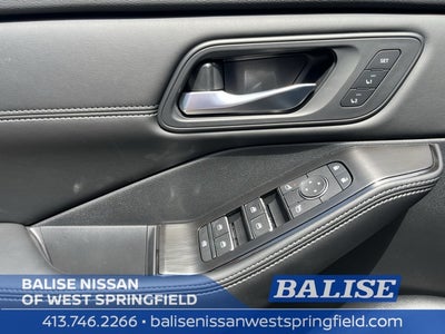 2025 Nissan Rogue SL