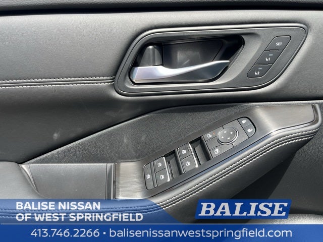 2025 Nissan Rogue SL