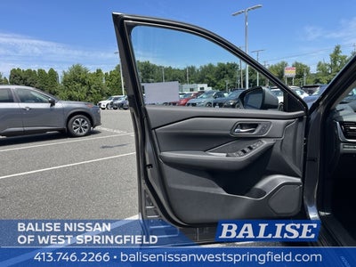 2025 Nissan Rogue SL