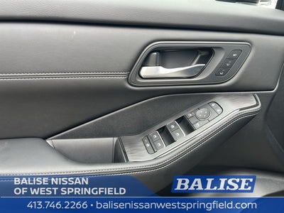 2025 Nissan Rogue SL