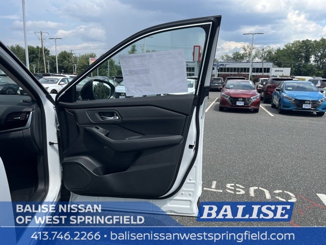 2025 Nissan Rogue SL