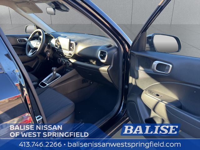 2025 Hyundai Venue SE