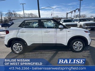 2026 Hyundai Venue SE